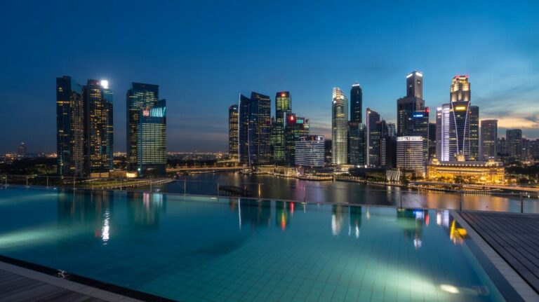 10 Best 5-Star Luxury Hotels in Singapore (Top-Rated 2025 Picks)